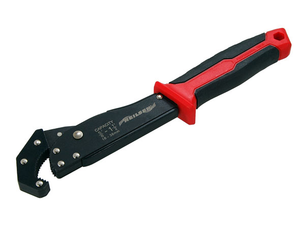 Adjustable Pipe Wrench